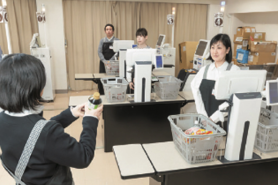 レジスタッフ訓練
